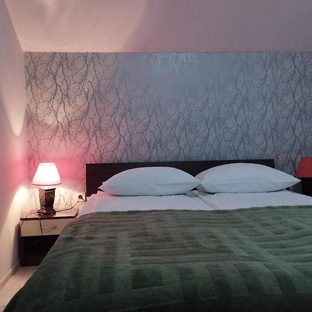 Apartments Vila Врднік Екстер'єр фото