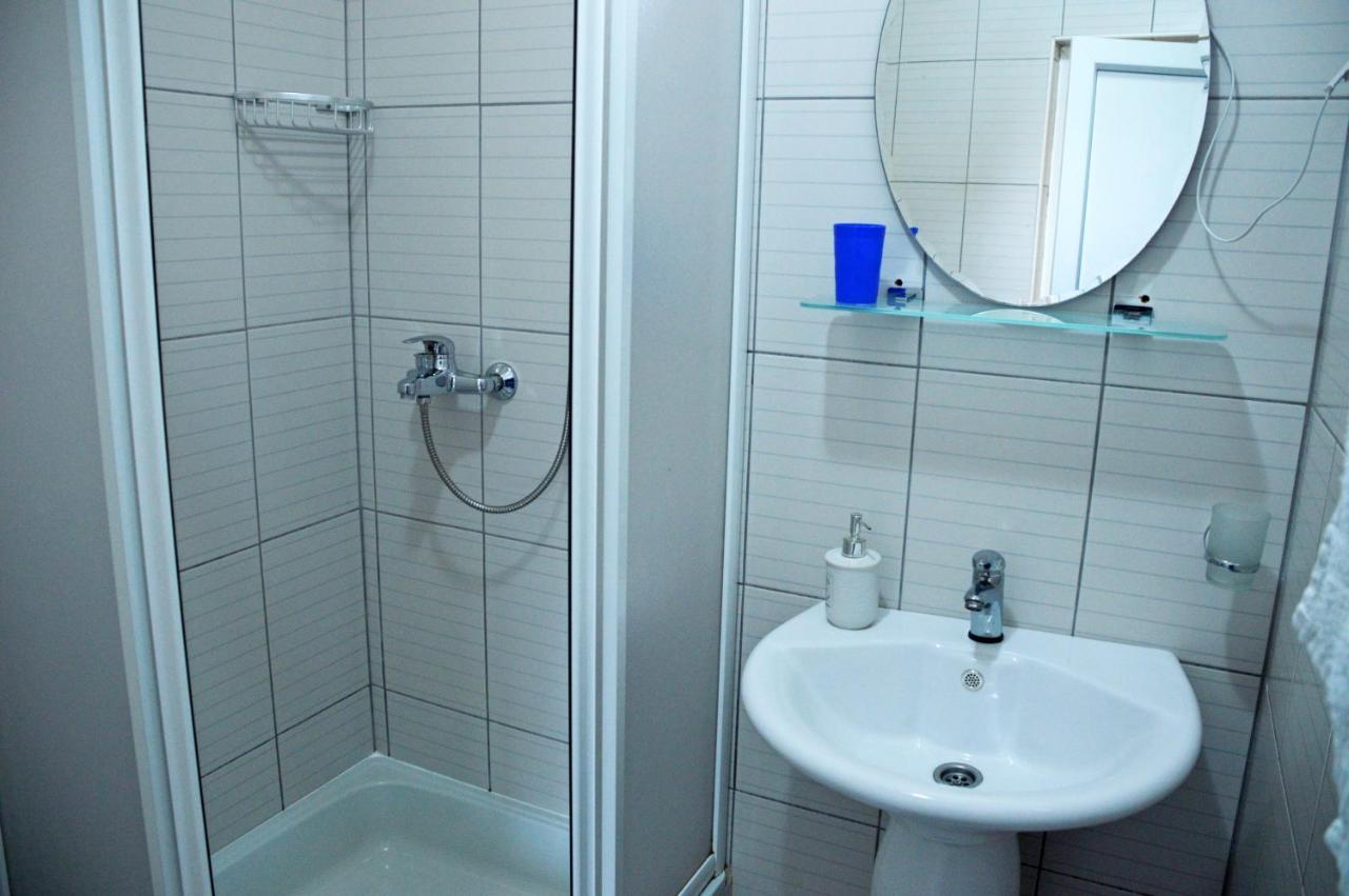 Apartments Vila Врднік Екстер'єр фото