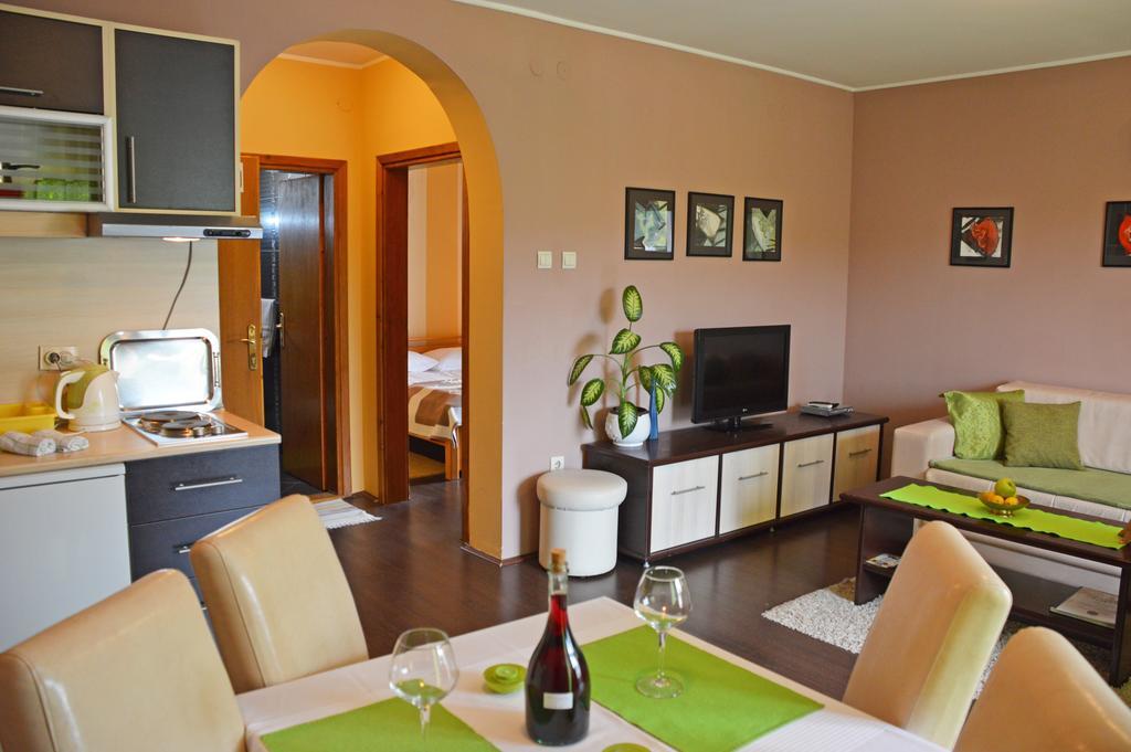Apartments Vila Врднік Екстер'єр фото