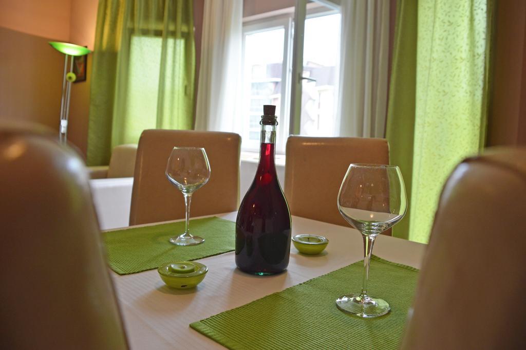Apartments Vila Врднік Екстер'єр фото